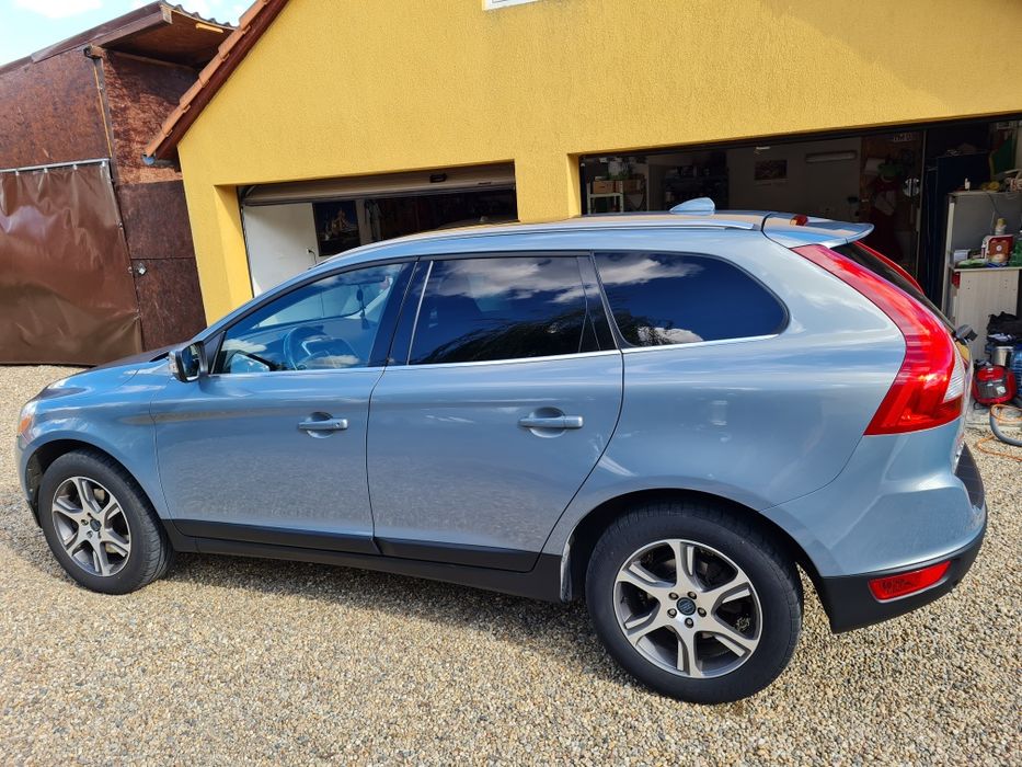 Vand VOLVO XC60 2L 2011