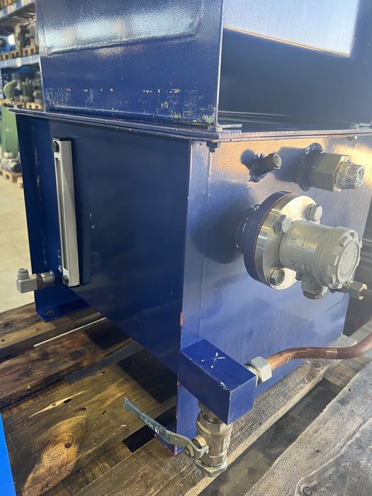 Баки за масло/хидро баки