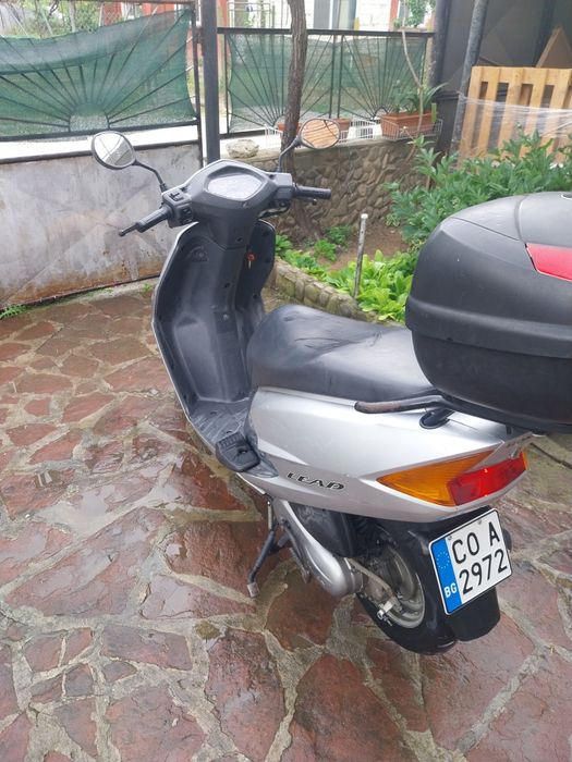 Honda Lead 100. Страхотна машина.