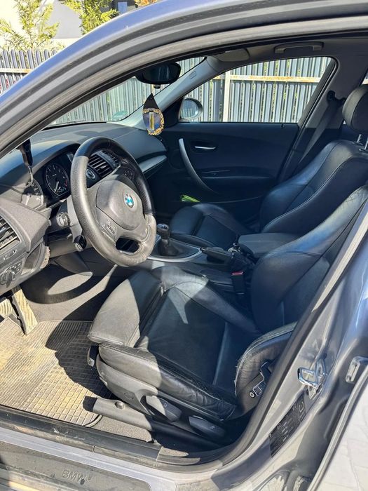 BMW Seria 1 Primul proprietar in Romania, pachet m, evacuare/suspensii sport.