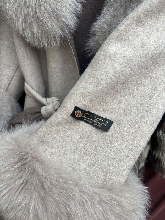 Haina de stofa cu blana naturala