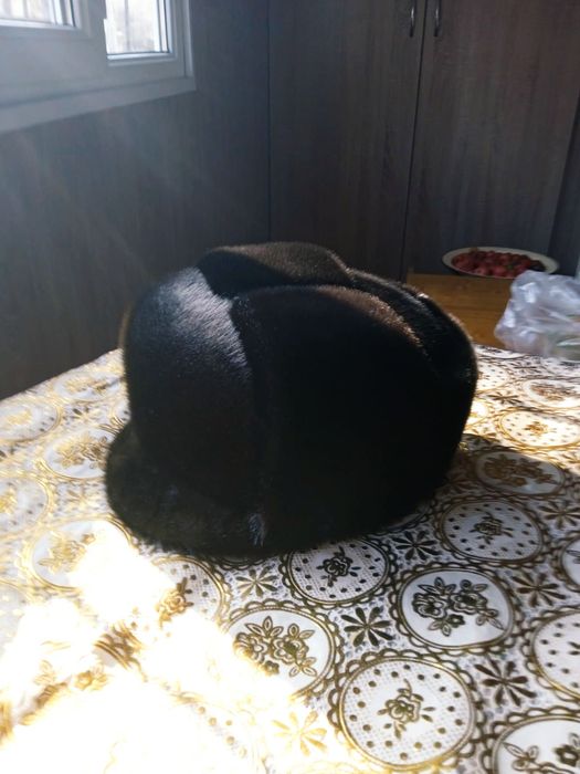 Продам шапку норковую