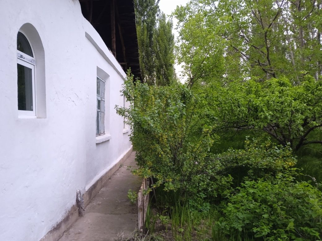 Yuqori chirchiq tumani Uy sotiladi 15 sottiq