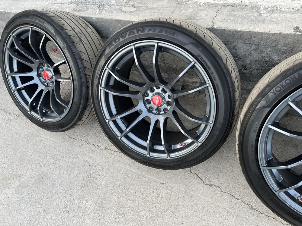 Диски R 18 5/100-114,3 с резиной 245/40R 18