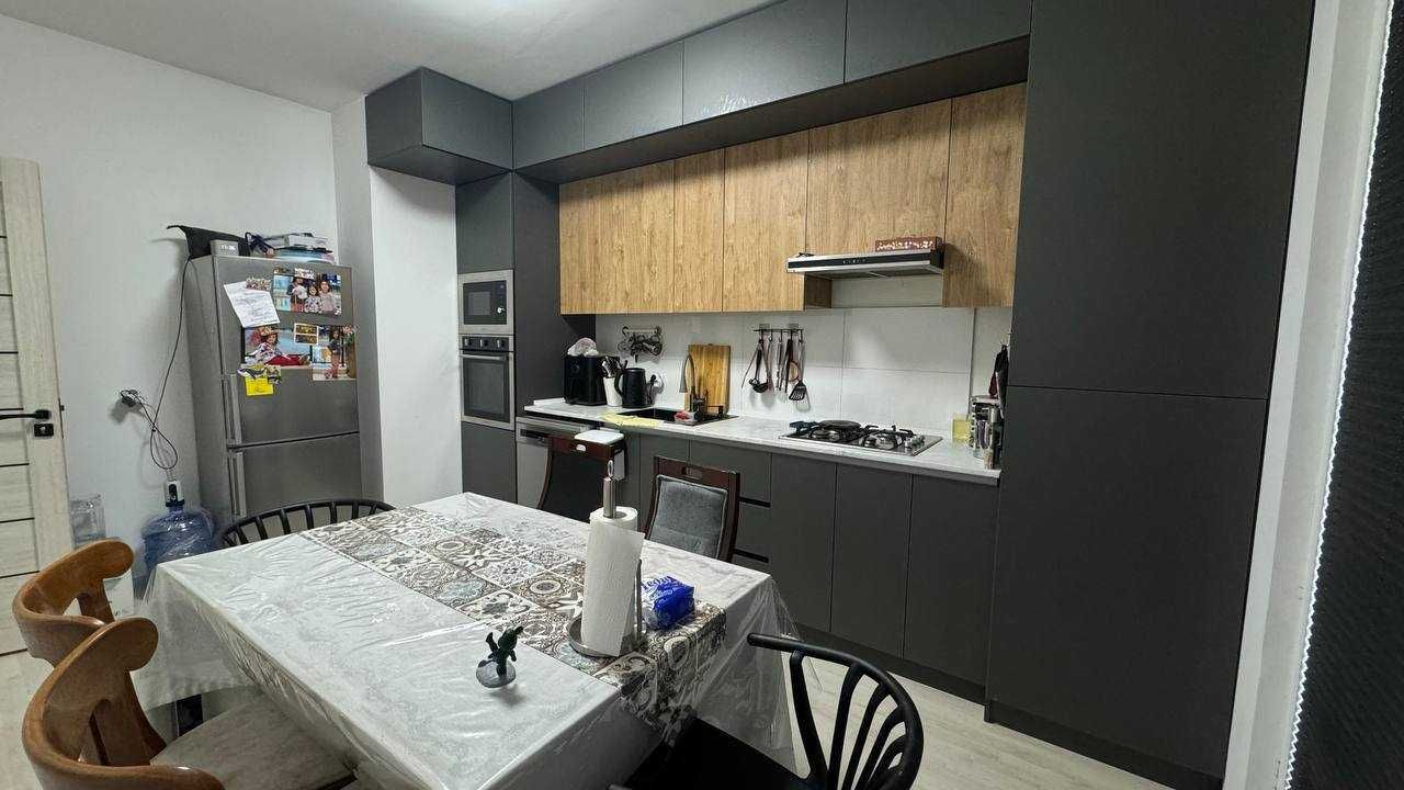 Продажа 2-комнатной Квартиры в ЖК "Besh chinor" ул.Махтумкули  •