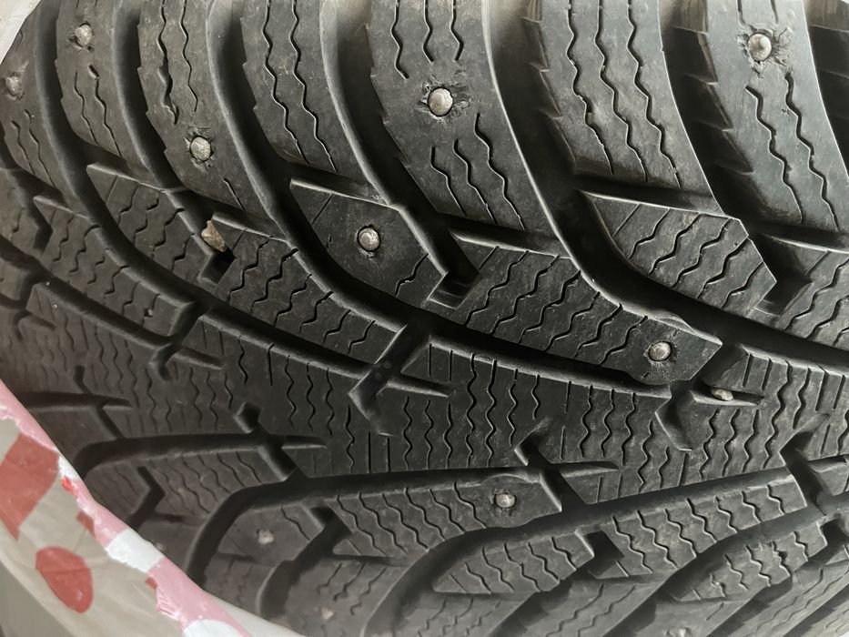 225/60R17, зима, шипованные