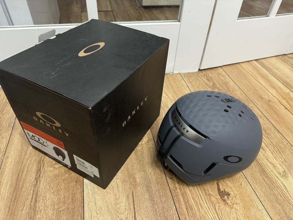 Шлем горнолыжный Oakley mips (L)