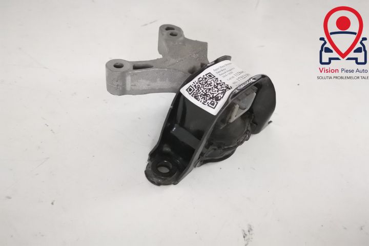 Оригинален Десен Моторен Държач / Renault Megane 4 Оригинален десен мо