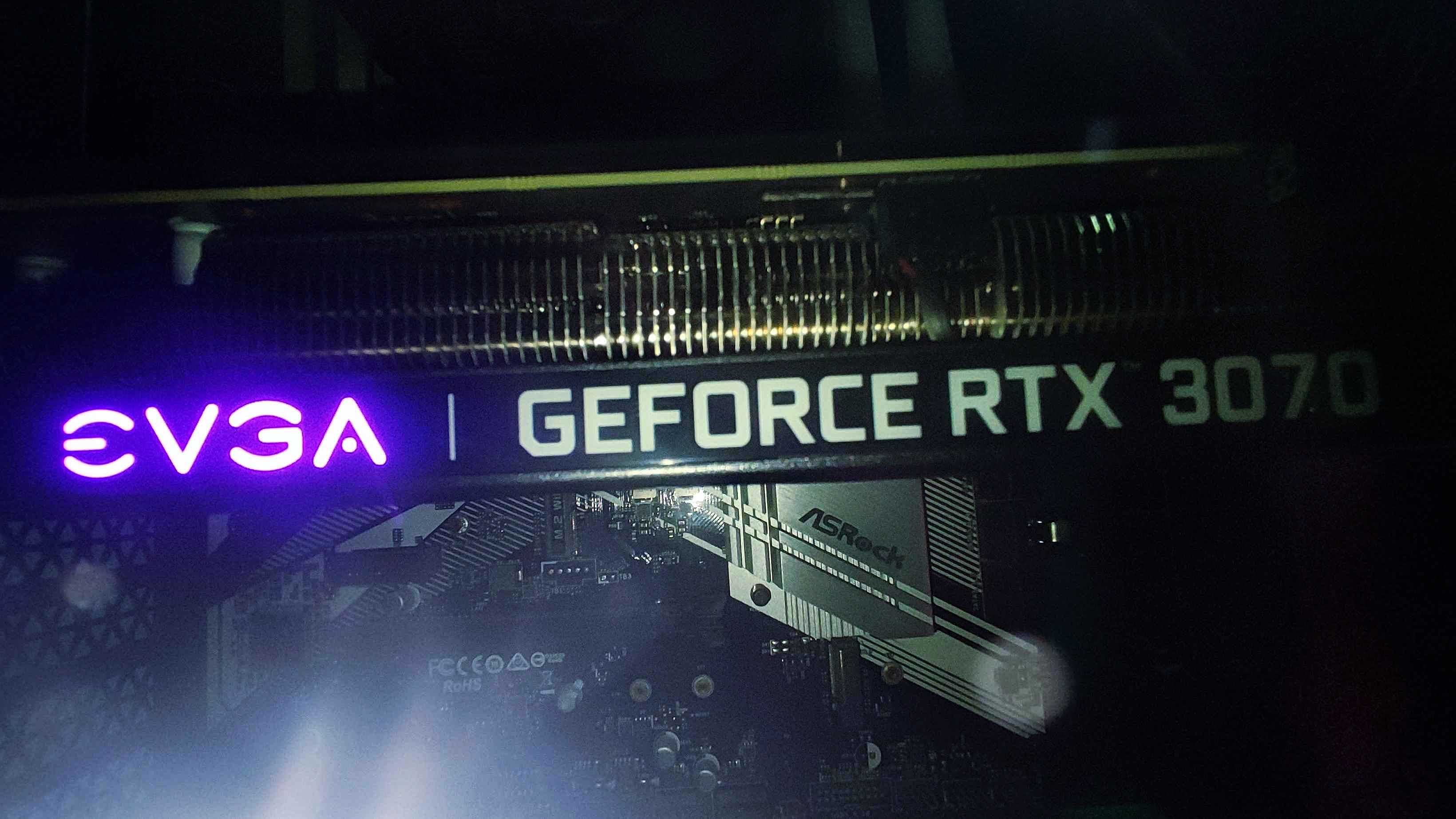 Геймърски компютър с EVGA RTX 3070, Ryzen 5 3600, 16GB DDR4