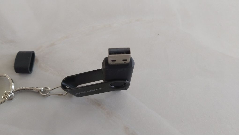 MEGA AKSIYA 2 tasi 1 da USB 64Gb fleshka TypeC telefonlar uchun ham mo