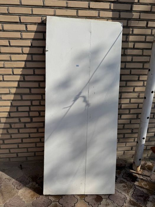 Yog'och eshik va derazalar sotiladi! Arzon!