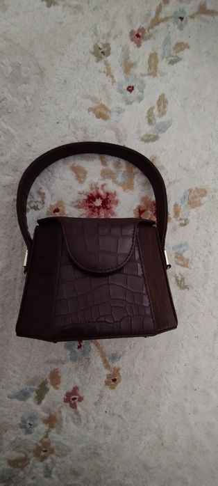 Сумочка и в мир и в пир