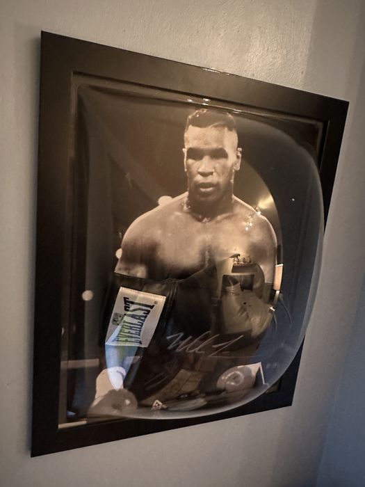 Mike Tyson( tablou cu semnătura)