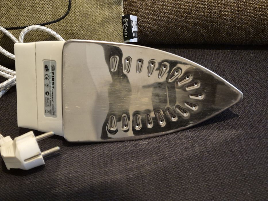 Fier de călcat cu aburi