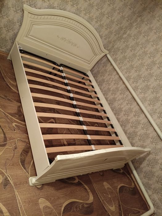 продам мебель, в хорошем состоянии.