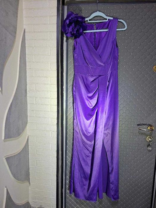 Rochie rafinată pentru evenimente speciale – șal inclus, mărimea 42