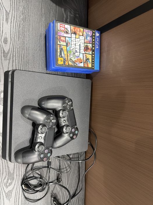 Sony Playstation 4 slim