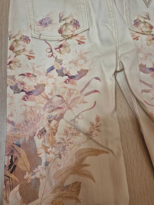 Детски дънки Guess