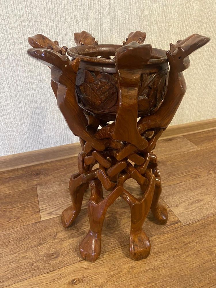 Подставка для цветов
