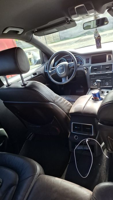 Audi q7 anul 2008