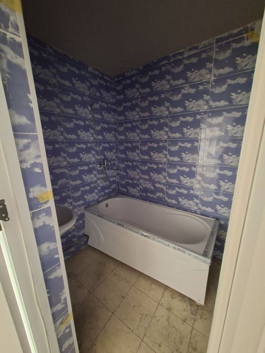 Turbaza tomonda 1 xonali uy sotiladi