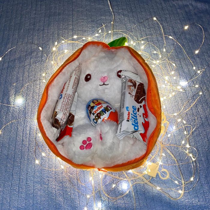 Зайчик в морковьке