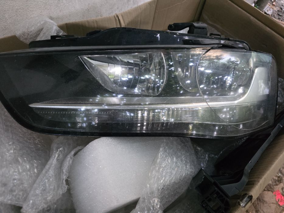 Far Stânga Audi A4 B8 facelift,original europa