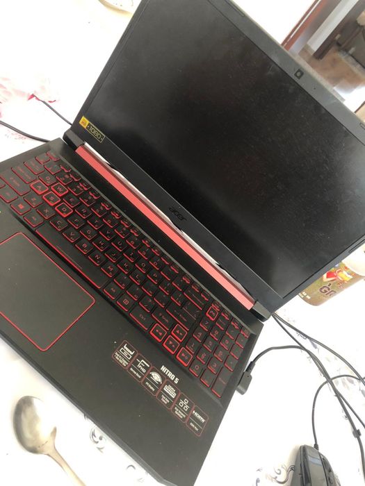 Продам игровой ноутбук