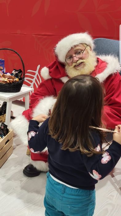 Mos Craciun de inchiriat actor - barba naturala - experienta