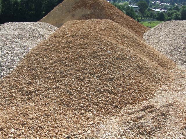 Nisip pietris balast agregate minerale