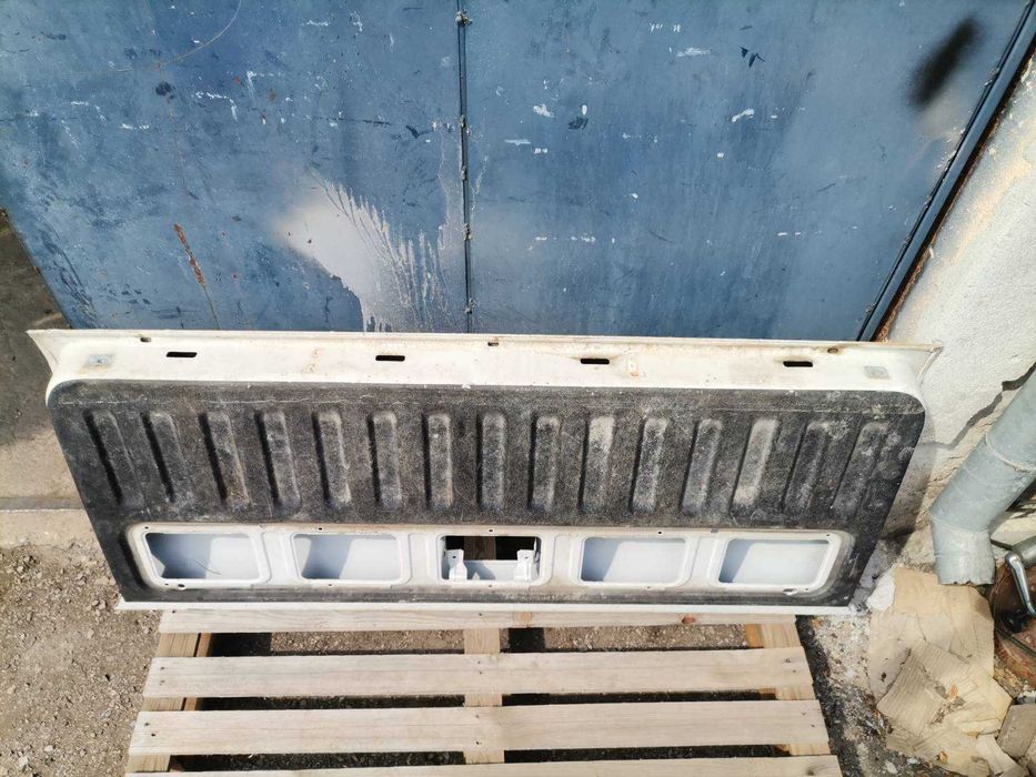 VW AMAROK заден капак