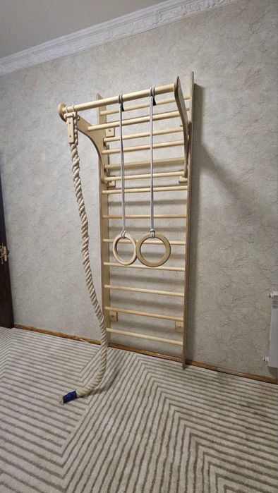 Шведская стенка турник