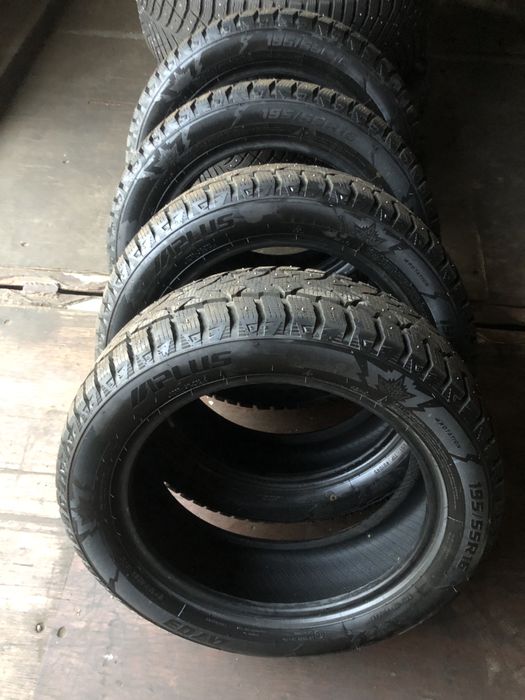 Продам шины шипованные
