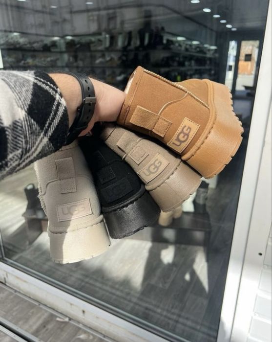 Ugg mini platform