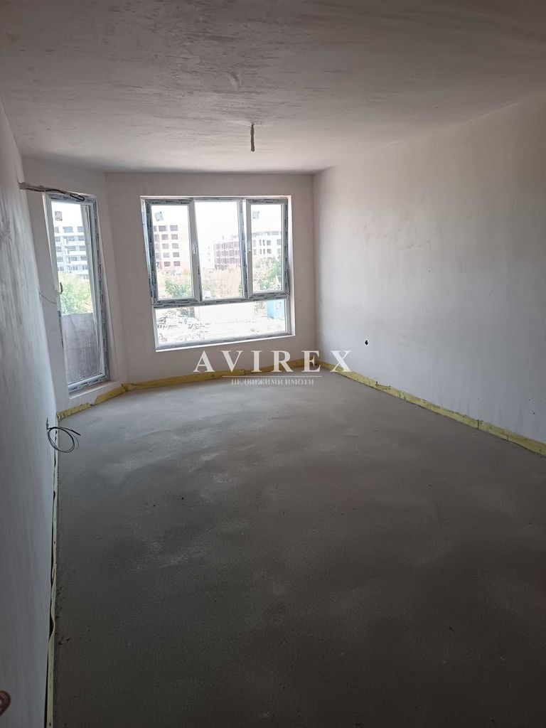 Продава се Двустаен апартамент в Пловдив, Остромила - 67 кв.м за 1475 €/кв.м - Снимка #4