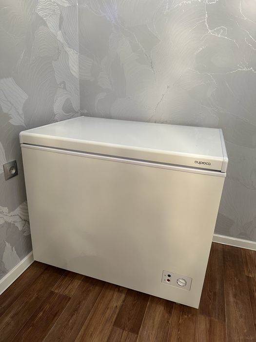 Продам морозильную камеру