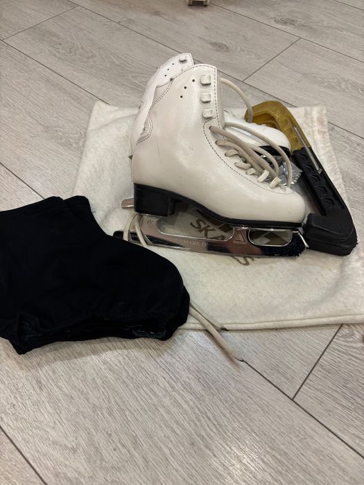 Кънки за лед, risport