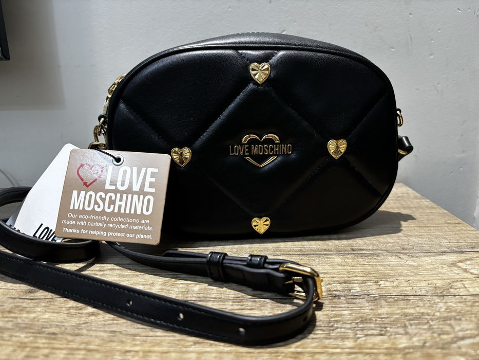 Дамска чанта Love Moshino нова