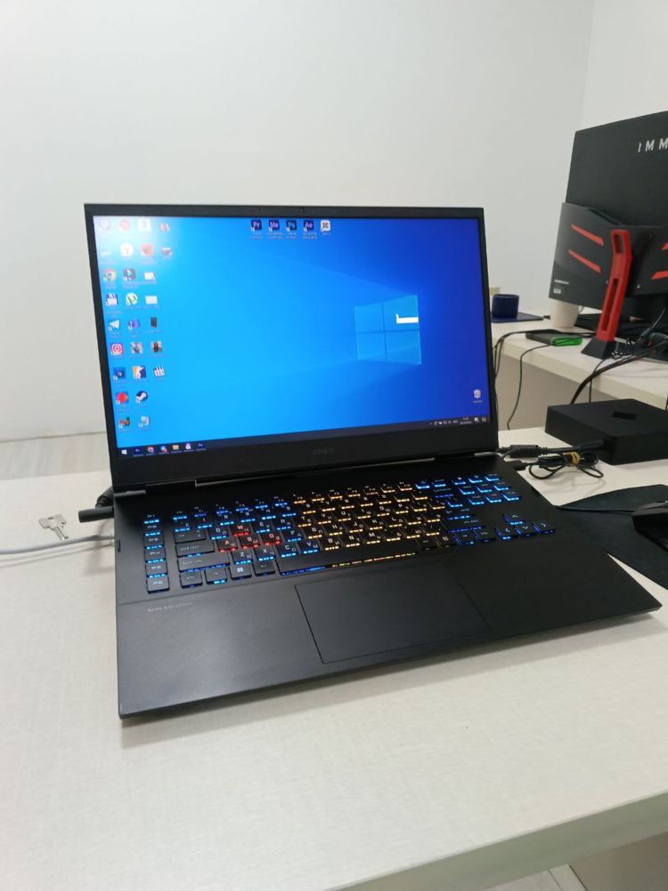 HP Omen 17 Noutbook