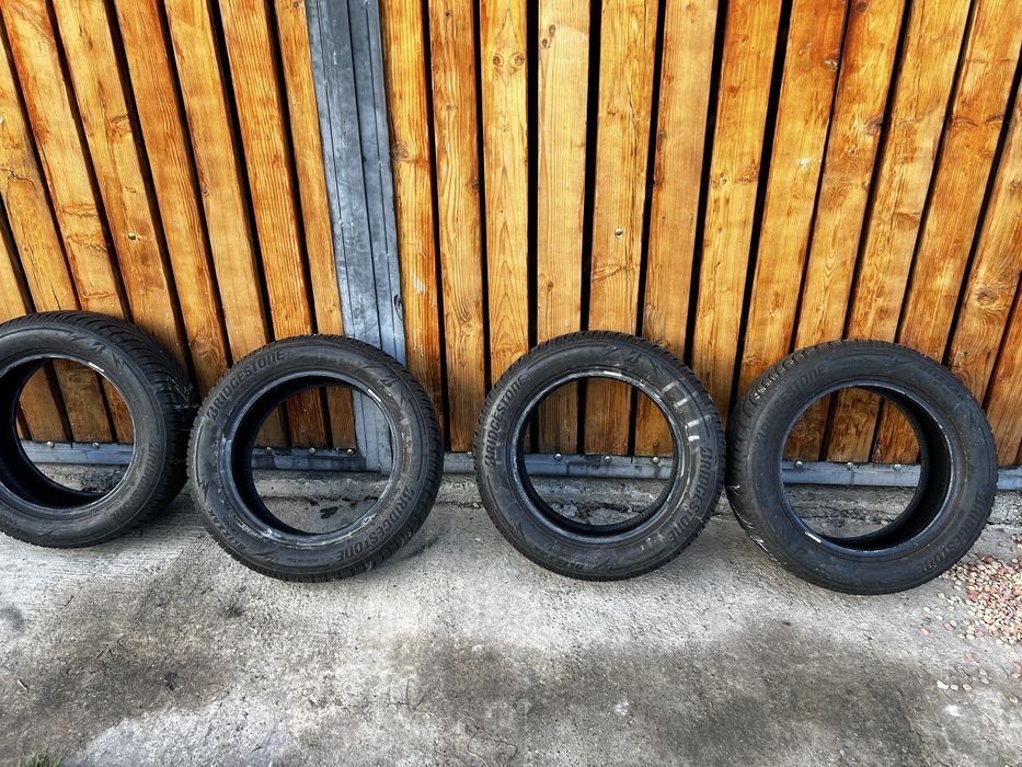 4xAnvelope iarna Bridgestone  Bilzzak 205 60  16