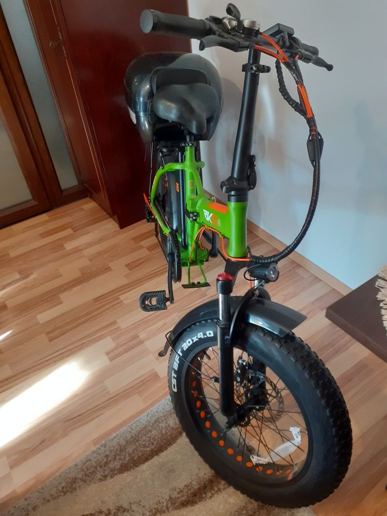 Vand Bicicleta electrica 250w, Baterie 10ah