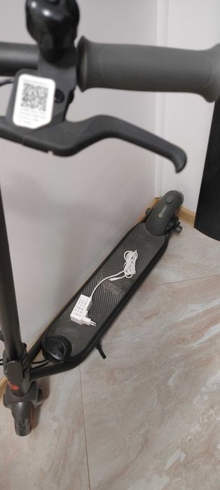 Детска електрическа тротинетка Segway Ninebot zing C20