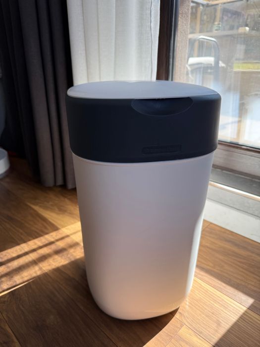 Tommee Tippee Twist & Click кош за памперси