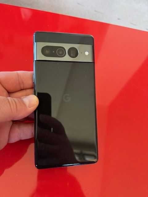 Google Pixel 7 Pro,128 GB,black,stare foarte buna,pret 1800 lei !!!