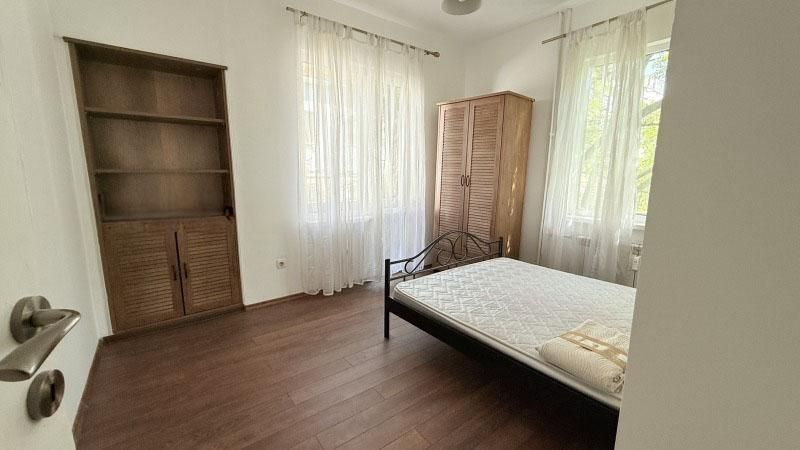 Дава се под наем Тристаен апартамент в София, Докторски паметник - 70 кв.м за 1000 € - Снимка #5