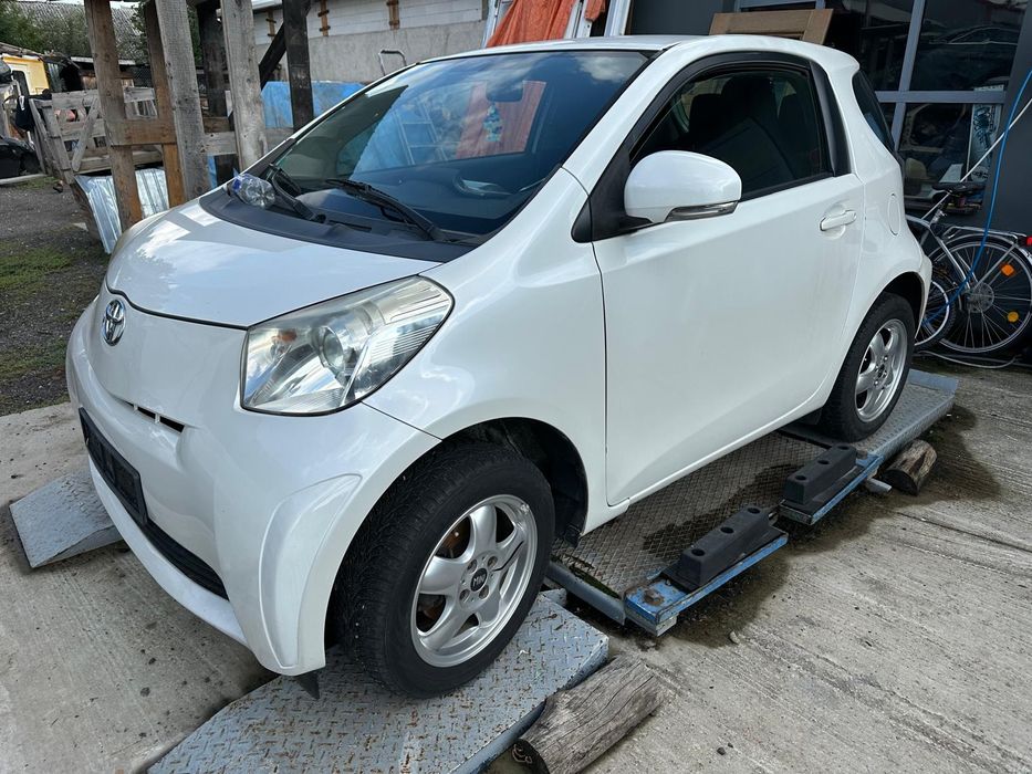 Toyota IQ , 1.0 benzina an 2009 recent Germania