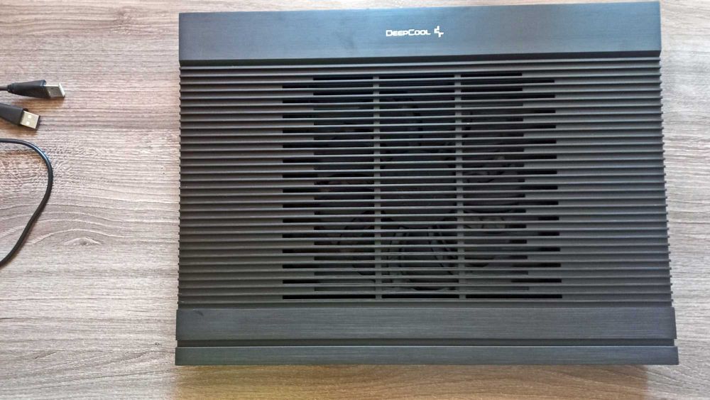 Охлаждаща поставка за лаптоп DeepCool N9