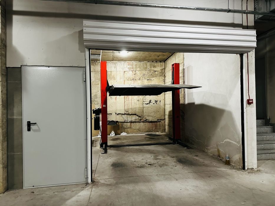 Дава се под наем Тристаен апартамент в София, Красно село - 102 кв.м за 969 € - Снимка #7