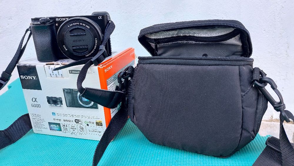 Фотоапарат Sony alpha 6000