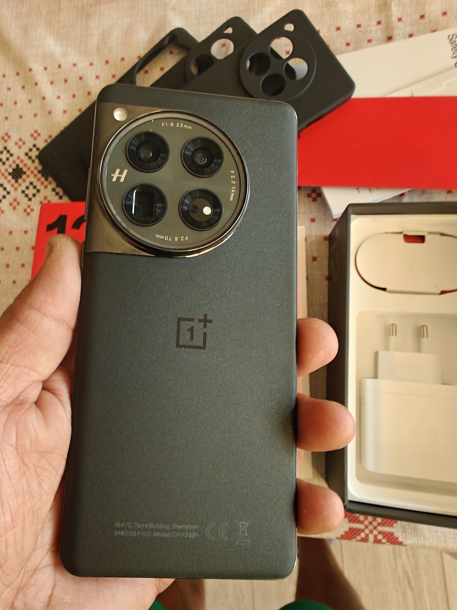 Oneplus 12/16-512/, глобален, перфектен, комплект.